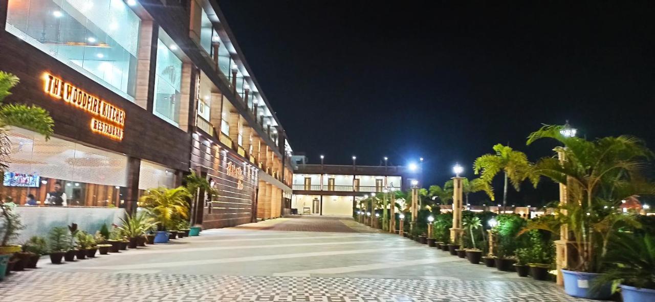 The Bodhi Palace Resort Exteriör bild